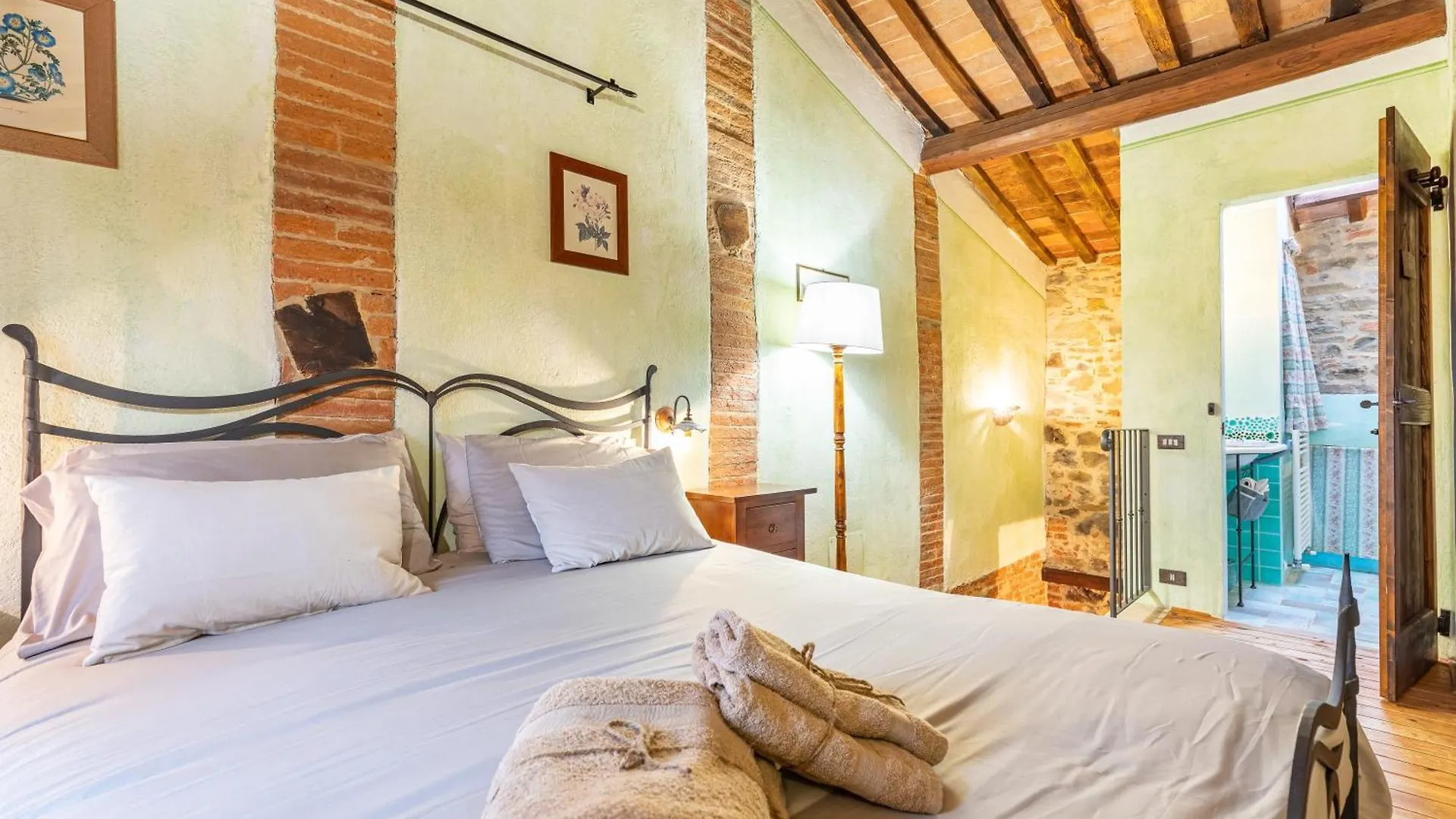 Villa Beb Pulcino Nero Scrofiano Italia